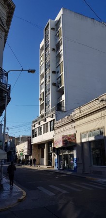 LOCAL A LA VENTA EN CALLE ESPAÑA