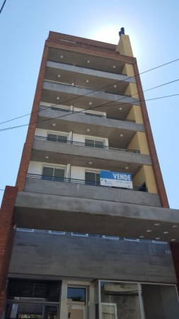 CALLE URQUIZA  1364 SEMIPISO A LA VENTA 