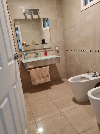CASA A LA VENTA EN ZONA SANTA TERESITA 