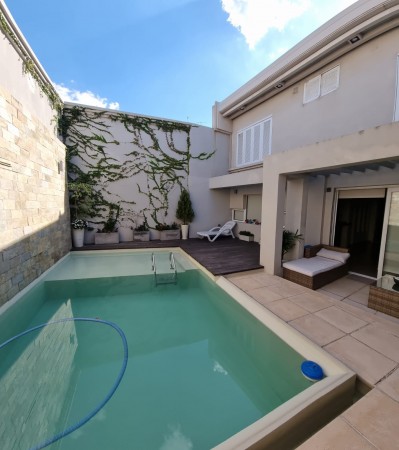 CASA A LA VENTA EN ZONA SANTA TERESITA 