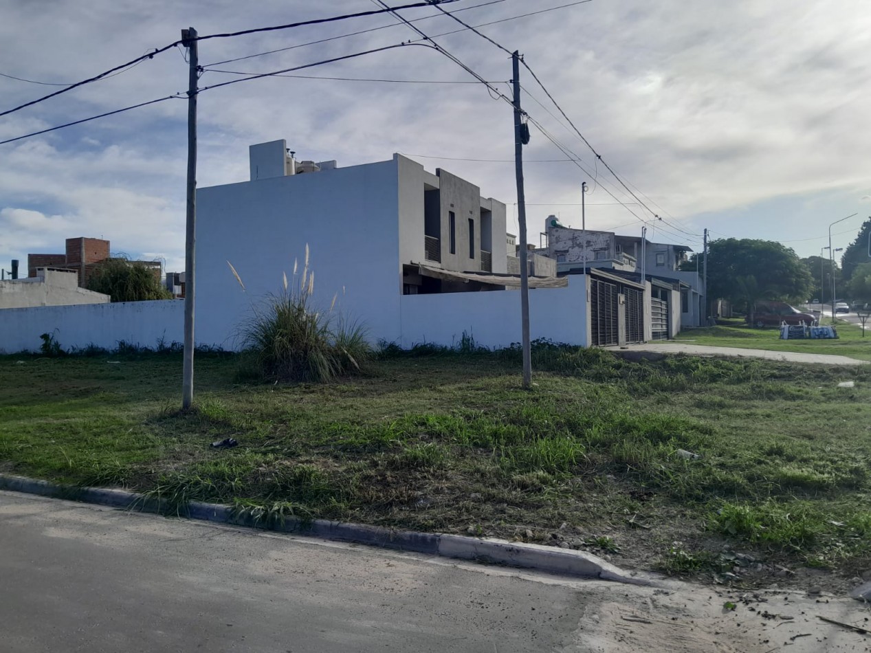 LOTE A LA VENTA EN AVENIDA DON BOSCO