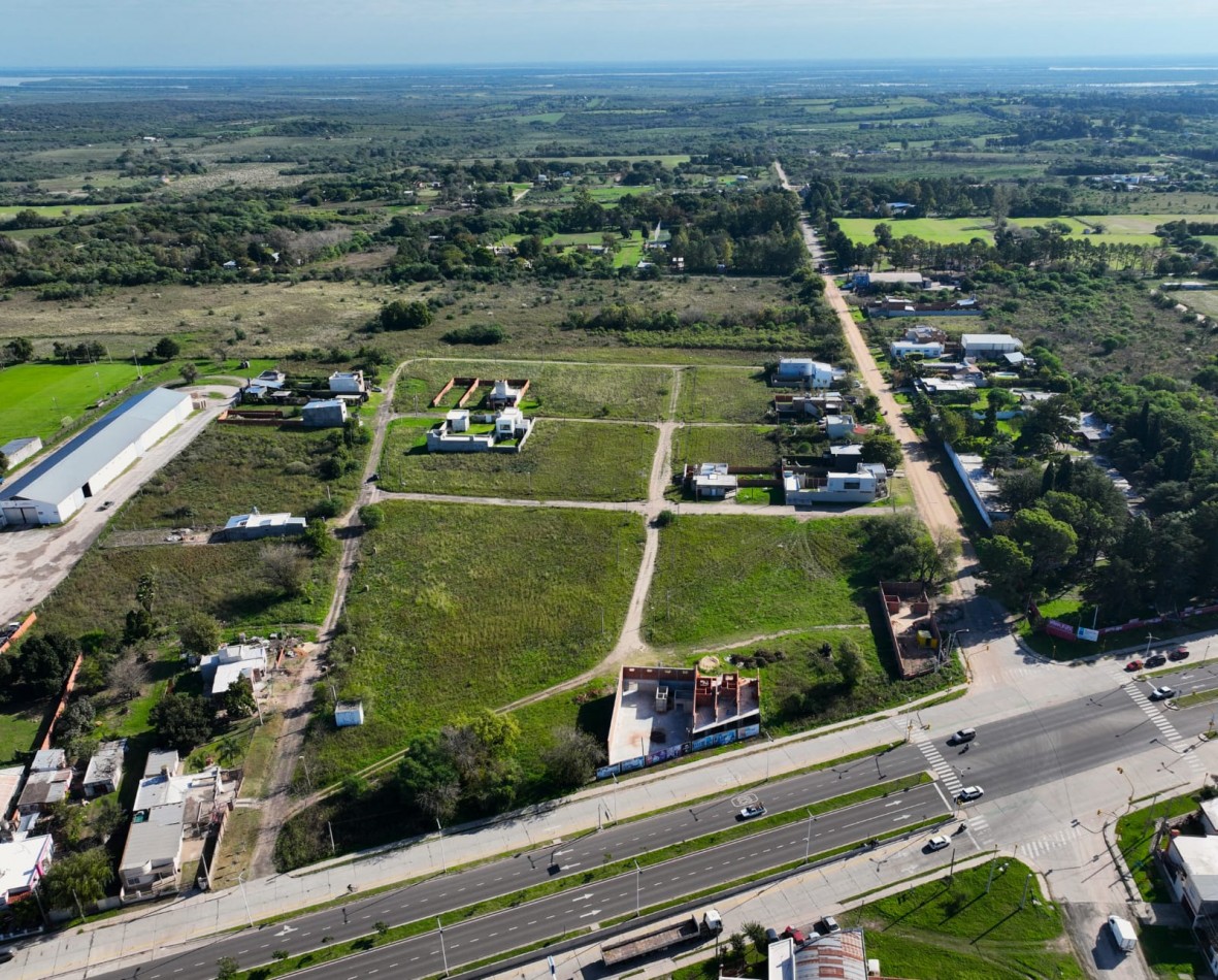 LOTES A LA VENTA EN AVENIDA DE LAS AMERICAS Y  JUAN B JUSTO