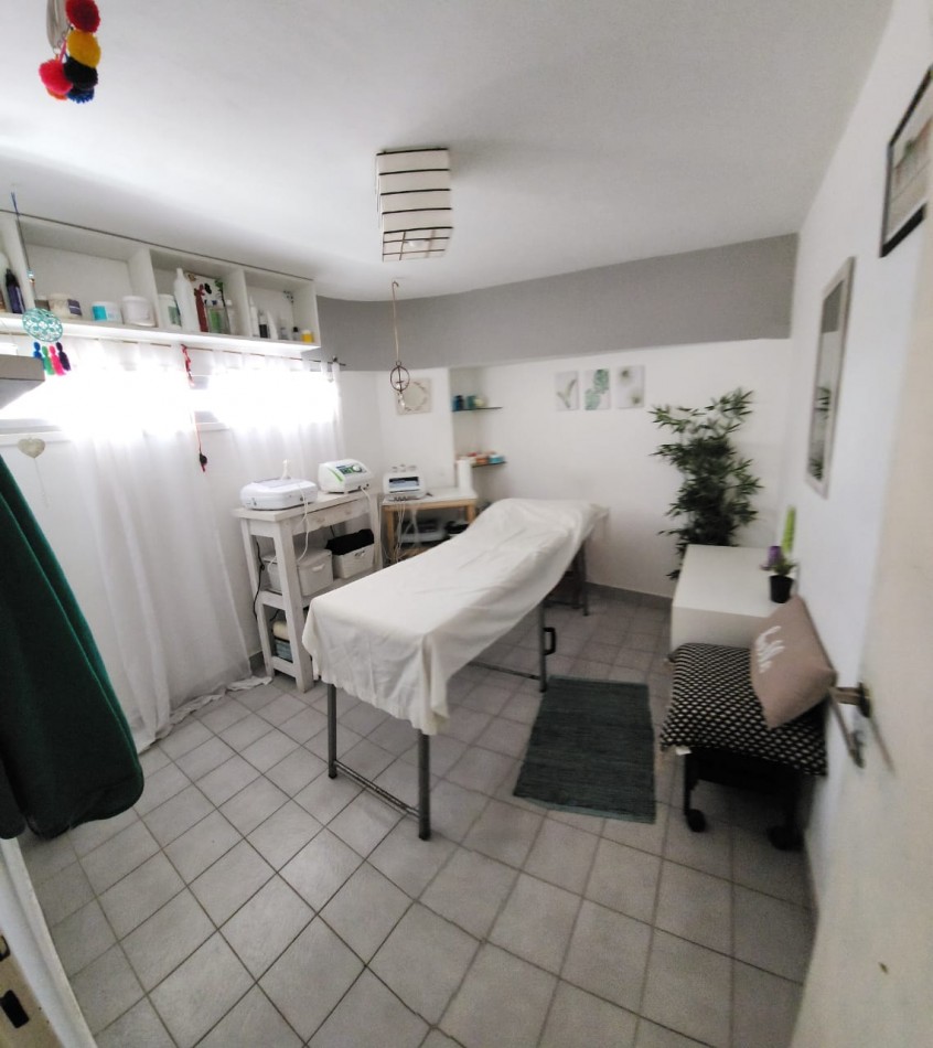LOCAL EN VENTA EN MITRE Y CATAMARCA 