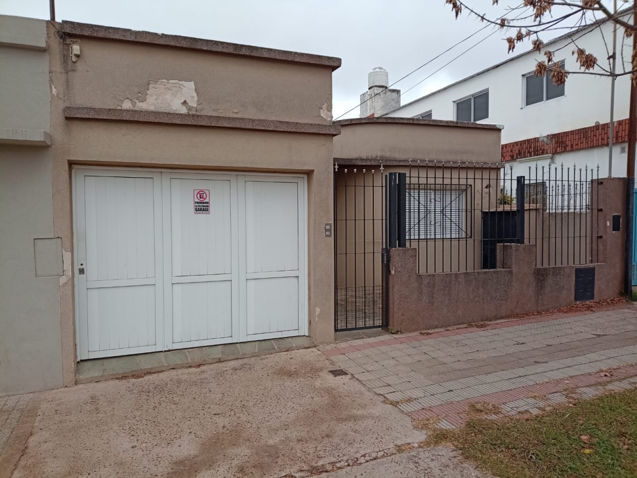 CASA EN VENTA  CON GALPON Y FOSA CALLE SOLER No 778