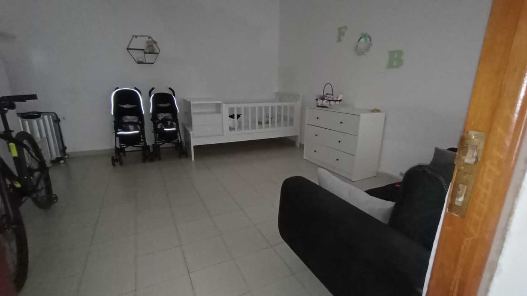 CALLE MENDOZA CASA A LA VENTA 