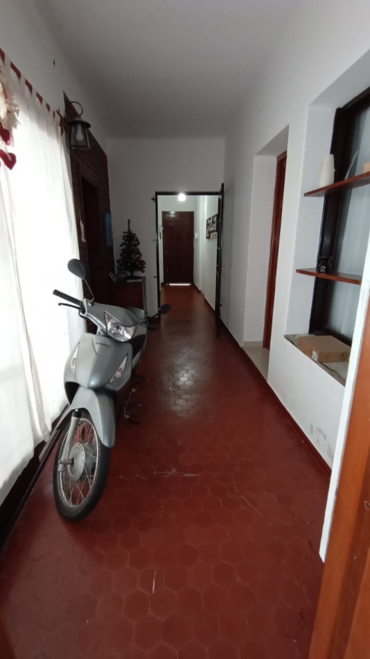 CALLE MENDOZA CASA A LA VENTA 