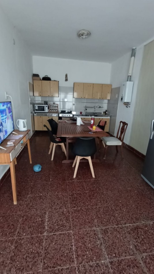 CALLE MENDOZA CASA A LA VENTA 