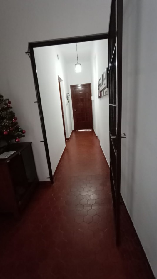 CALLE MENDOZA CASA A LA VENTA 