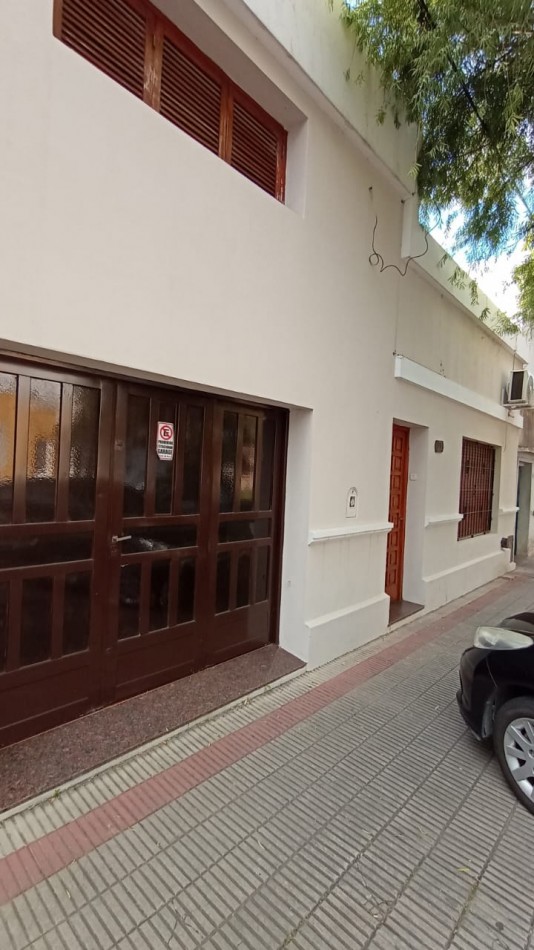 CALLE MENDOZA CASA A LA VENTA 