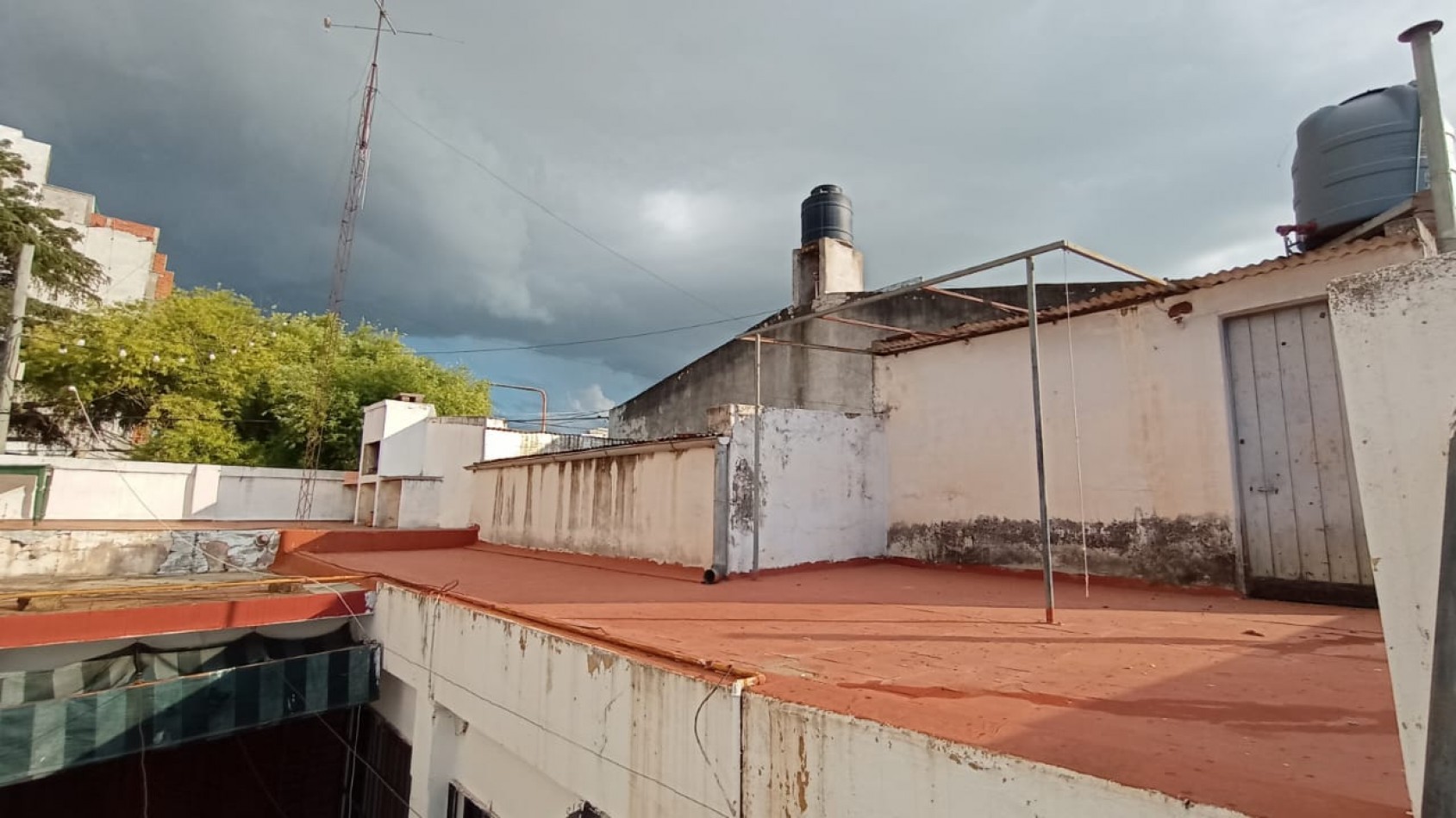 CALLE MENDOZA CASA A LA VENTA 