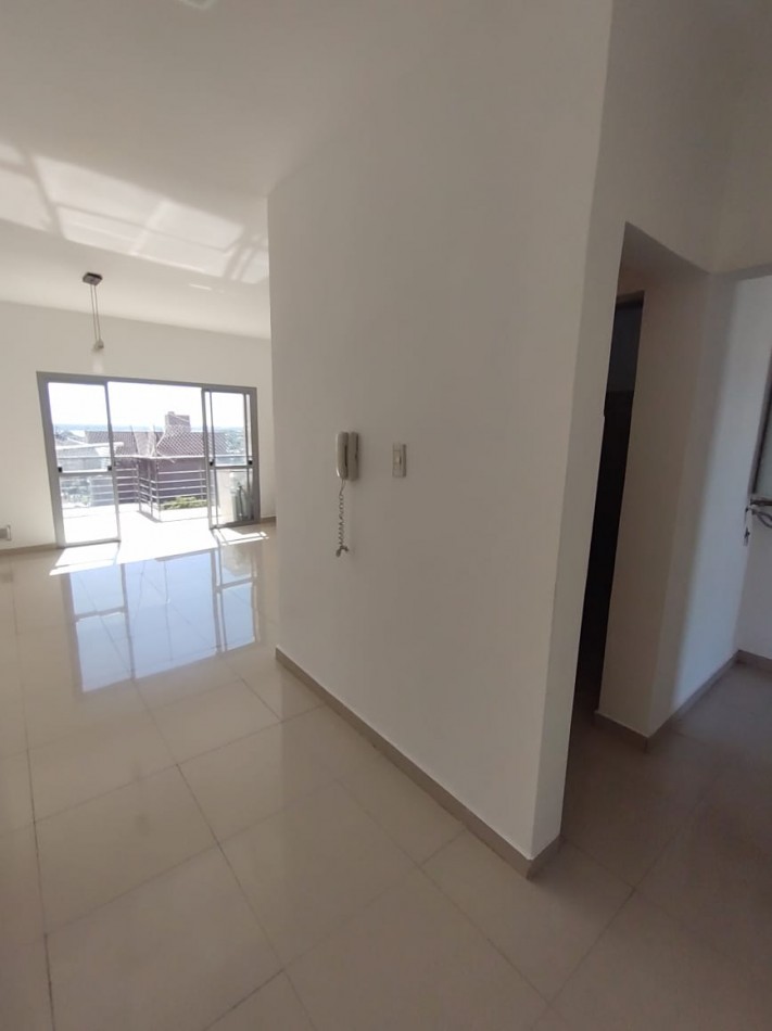 CALLE COLON  349 SEMIPISO EN VENTA 