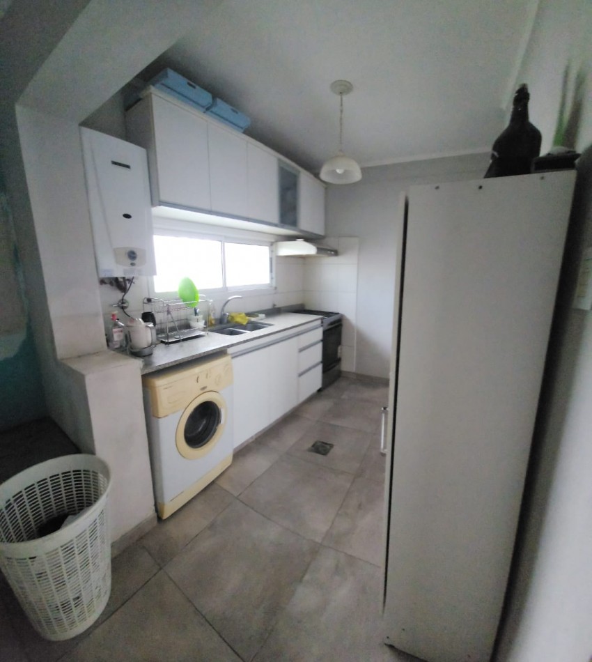 CASA A LA VENTA EN ZONA AV ZANNI Y CRISOLOGO LARRALDE 