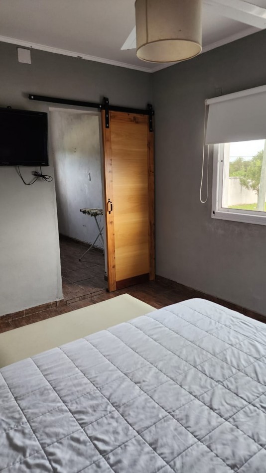 CASA A LA VENTA EN ZONA AV ZANNI Y CRISOLOGO LARRALDE 