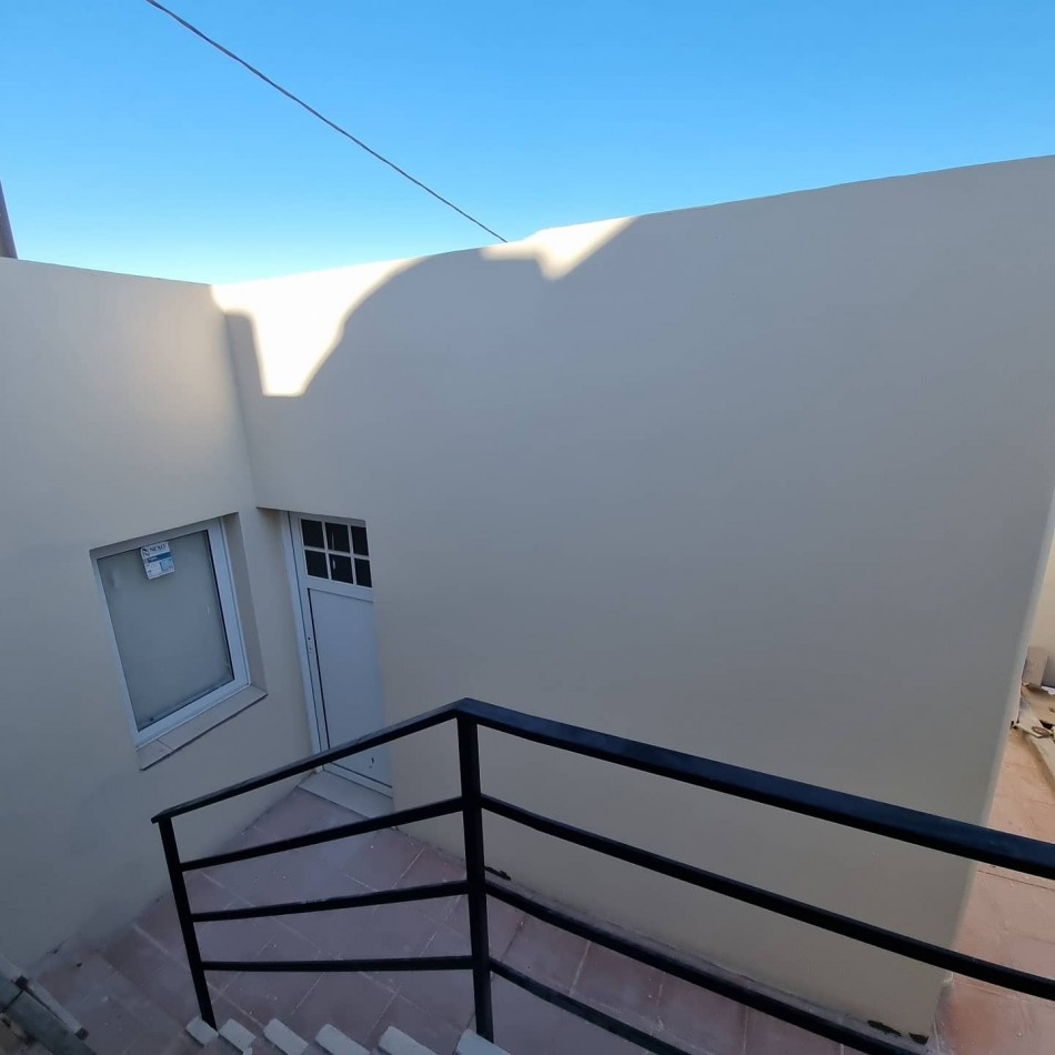 CASA A LA VENTA A ESTRENAR EN CALLE ISLA SOLEDAD Y PCIA DE  ENTRE RIOS 