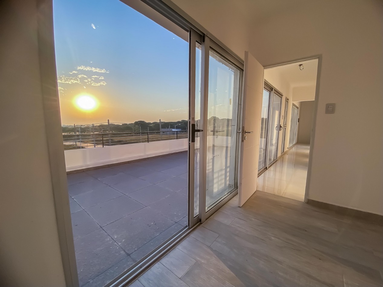 CASA EN ALQUILER  A ESTRENAR EN ZONA LOPEZ JORDAN Y DARWIN 