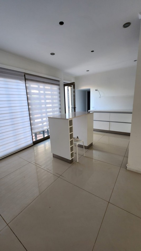 AVENIDA ZANNI CASA A LA VENTA 