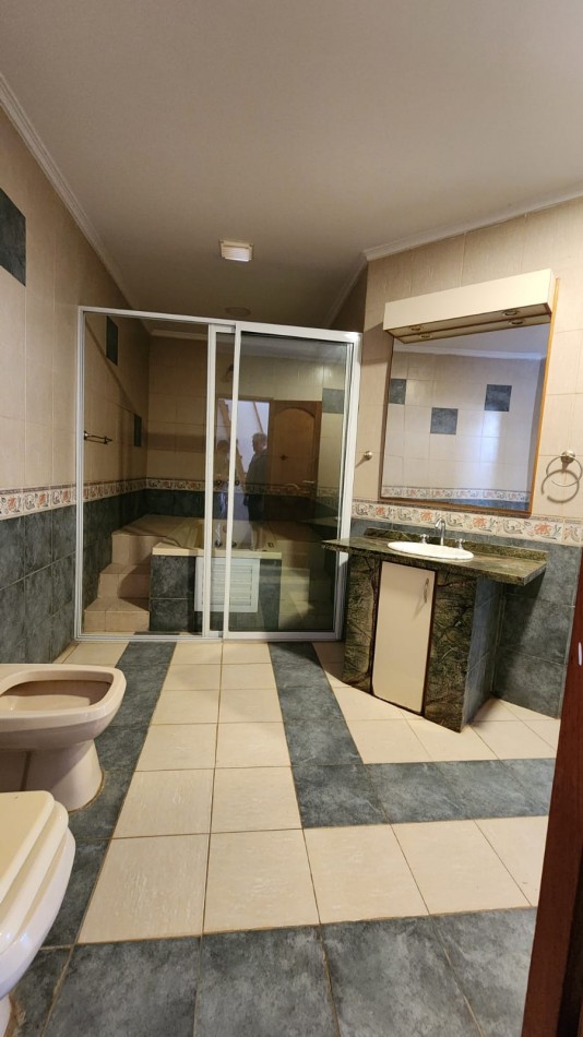 AVENIDA ZANNI CASA A LA VENTA 