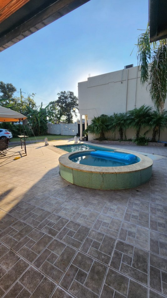 AVENIDA ZANNI CASA A LA VENTA 