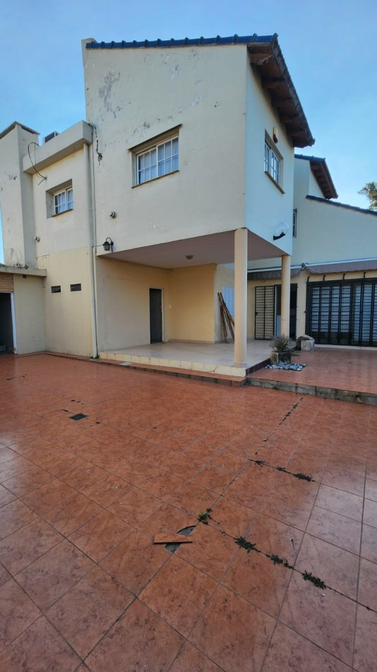 AVENIDA ZANNI CASA A LA VENTA 