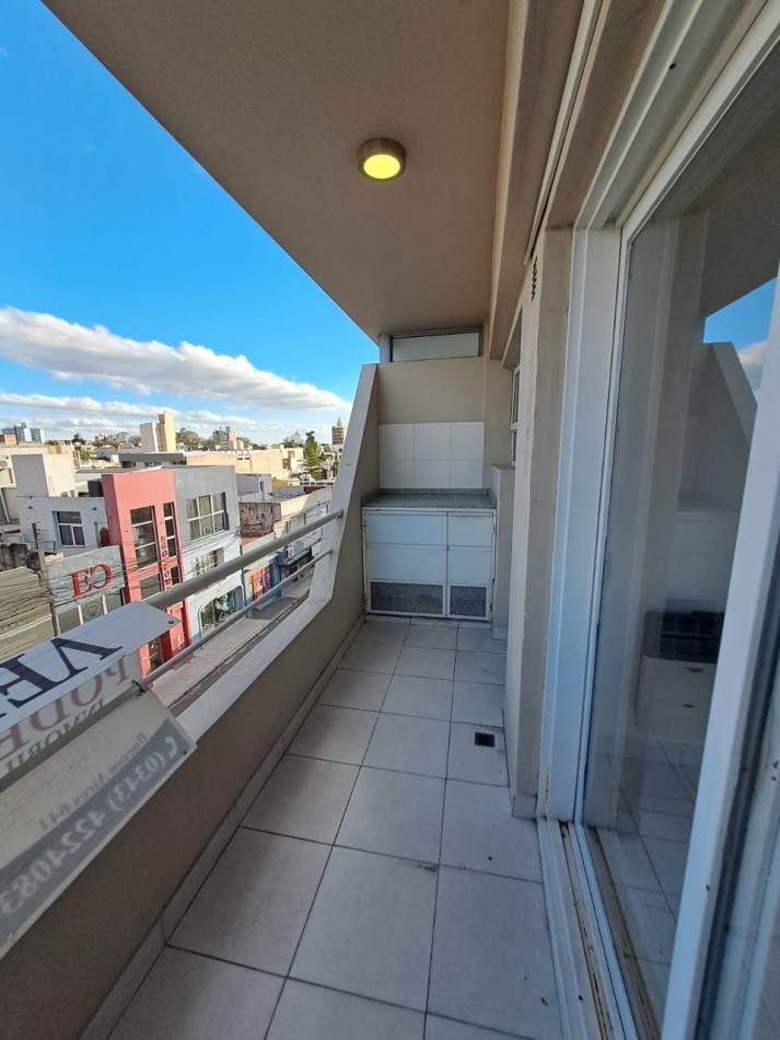 CALLE 9 DE JULIO DEPARTAMENTO A LA VENTA DE 3 DORMITORIOS