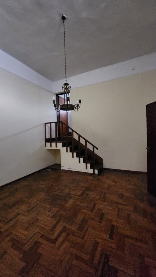 CALLE SAN LORENZO IMPORTANTE CASA EN VENTA 