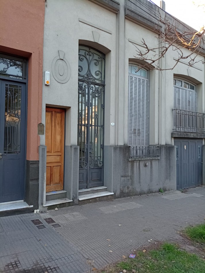 CALLE SAN LORENZO IMPORTANTE CASA EN VENTA 