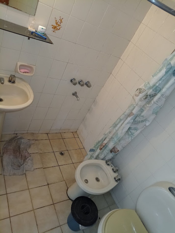 VENDO DEPTO DE UN DORMITORIO CALLE BS.AS. CASI CERVANTES.