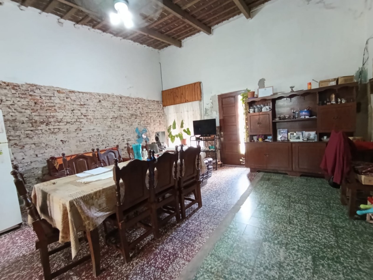 casa a refaccionar ideal  para Inversores. 