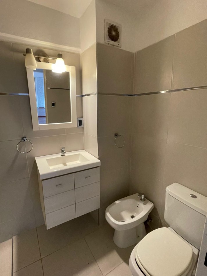 VENDO DEPTO EN CALLE CORDOBA 596, CASI  MALVINAS 