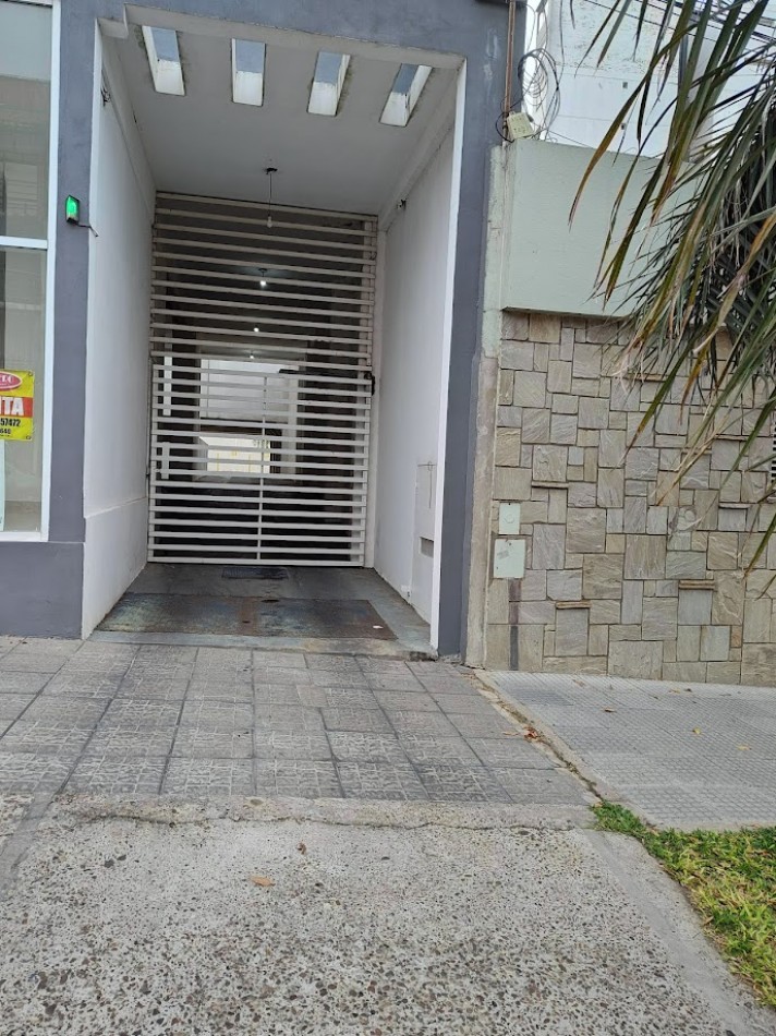 VENDO COCHERAS CALLE IRIGOYEN 