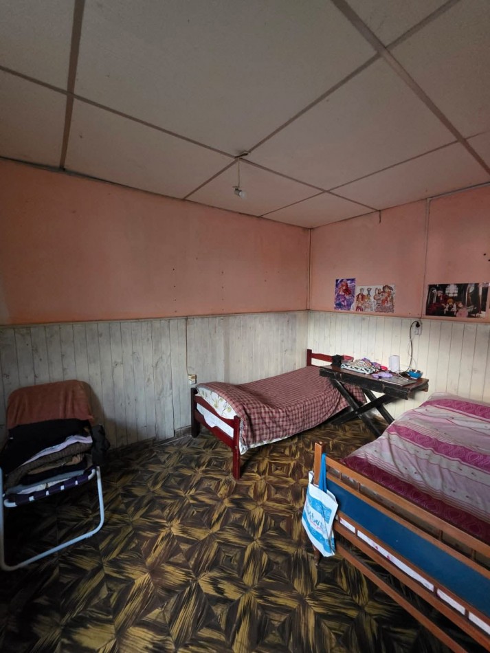 Casa en venta a reciclar  en Calle Lechiguanas! a 100 m de la Universidad Tecnologica Nacional