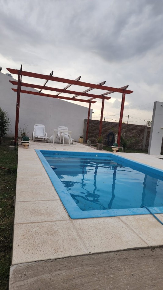 CASAQUINTA EN VENTA  O ALQUILER EN COLONIA ENSAYO