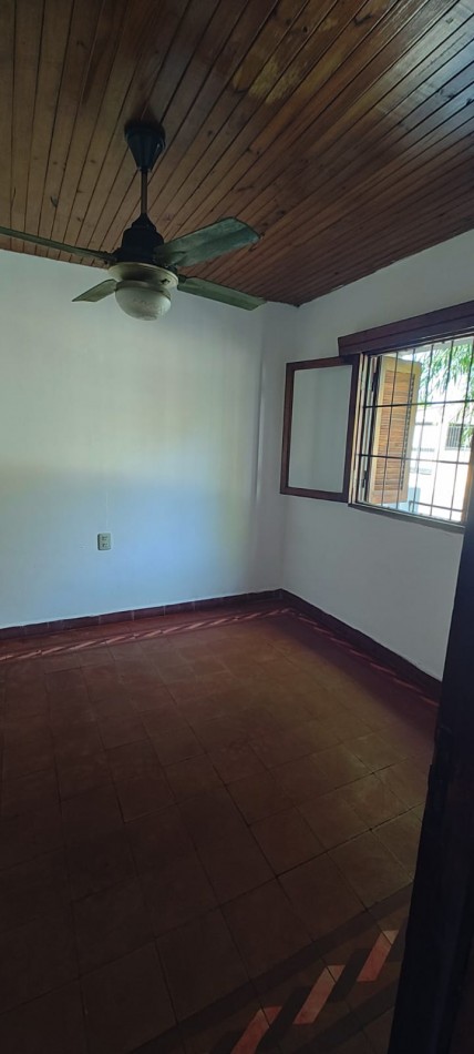 CASA EN VENTA CALLE EL TIMBO, casi Francia y Blas Parera