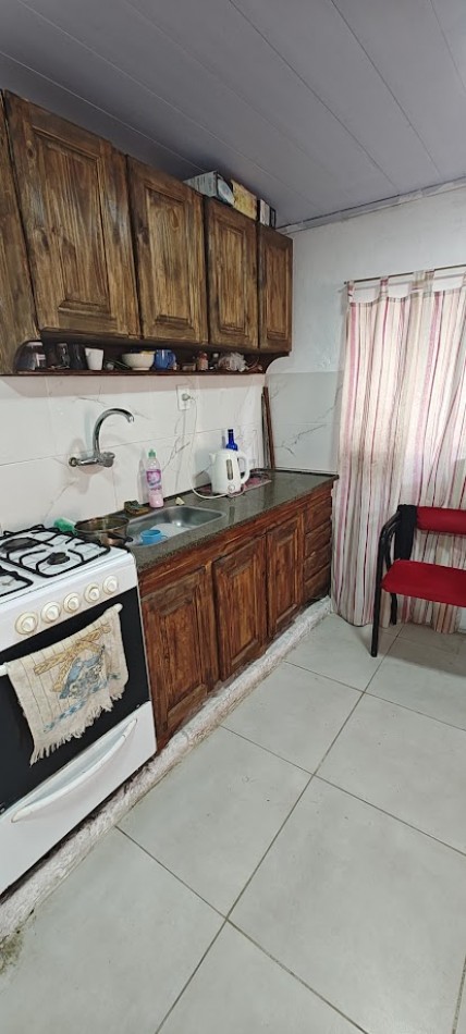 VENDO CASA CALLE EL PINGO AL 400