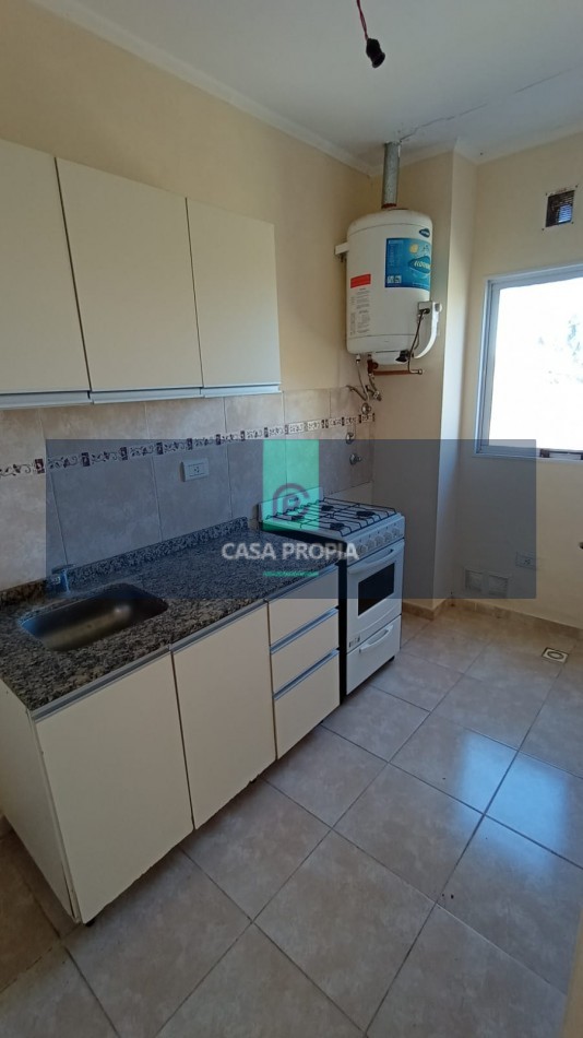 VENDO DEPTO EN LAS PALOMAS 260 PISO 1 , ORO VERDE