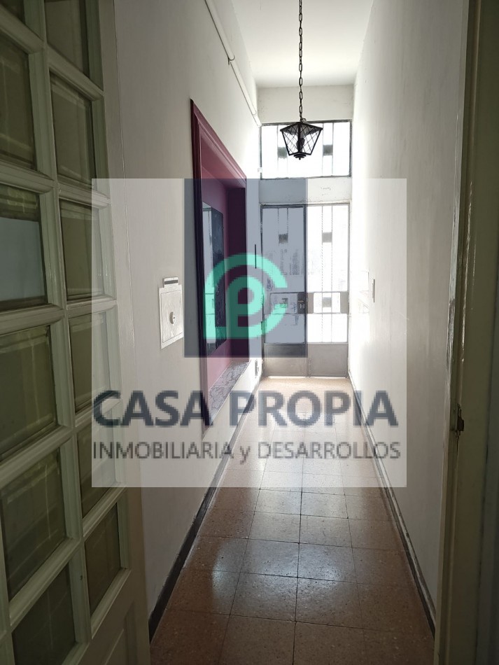 VENDO DEPARTAMENTO EN PEATONAL SAN MARTIN  673