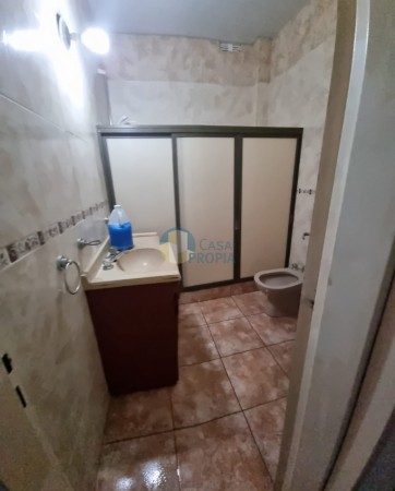 CASA A LA VENTA CALLE VILLAGUAY
