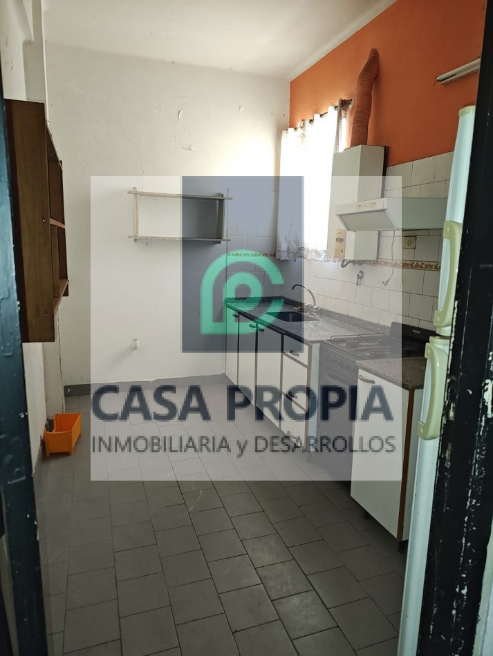 VENDO DEPARTAMENTO EN PEATONAL SAN MARTIN  673