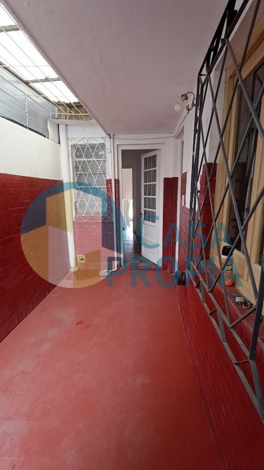 CASA EN VENTA CALLE LA PAZ No 482