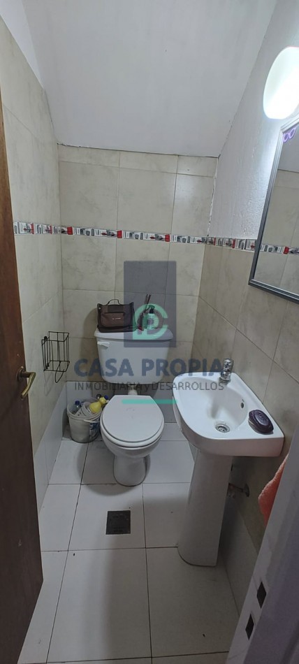 CASA A LA VENTA SAN BENITO CALLE ARTURO ILLIA