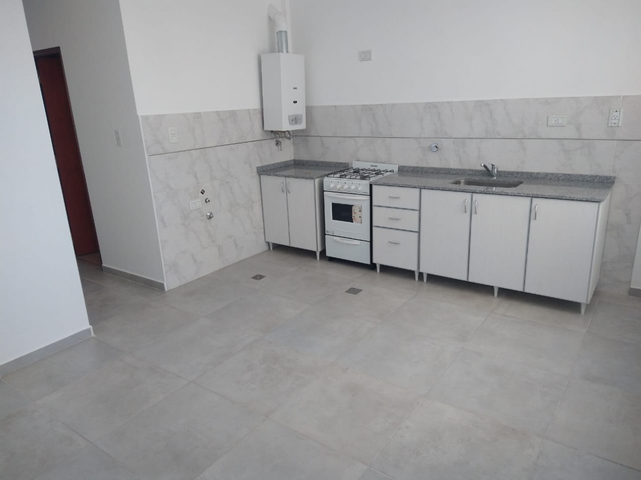 DEPARTAMENTO EN VENTA DE UN DORMITORIO EN CALLE URQUIZA 1364 AL FRENTE 