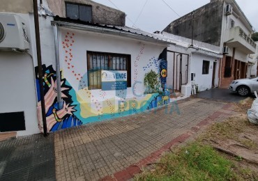 CALLE PRESIDENTE  PERON CASA A RECICLAR