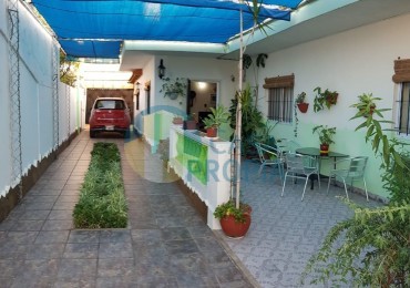 CASA INTERNA A LA VENTA EN CALLE REPUBLICA DOMINICANA